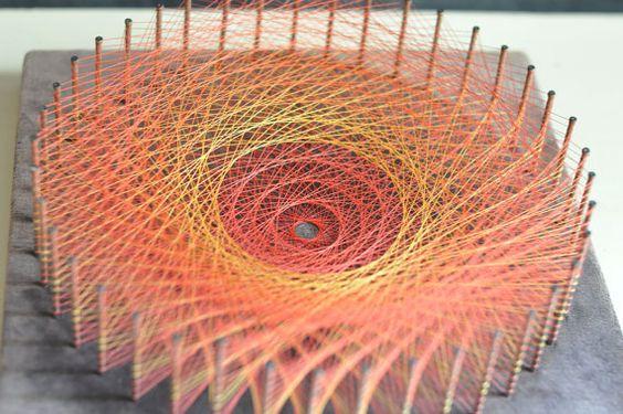 严格来说,面不应该有厚度,但在立体构成中,因为材料的缘故,面的厚度是