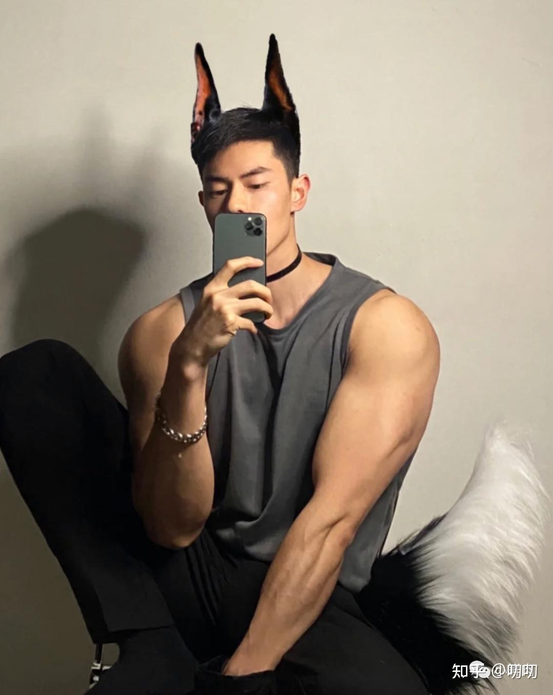 有没有什么长得像狗的犬系帅哥? - 知乎