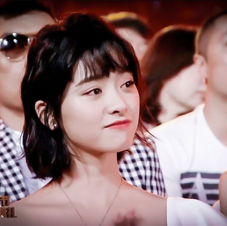 如何评价沈月的颜值?