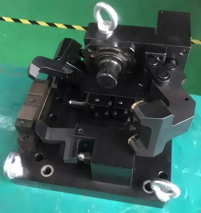 12工位的卧加工装请往这里看