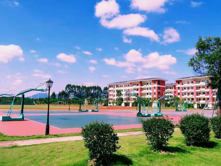 在清远市第一中学读书是怎样的体验