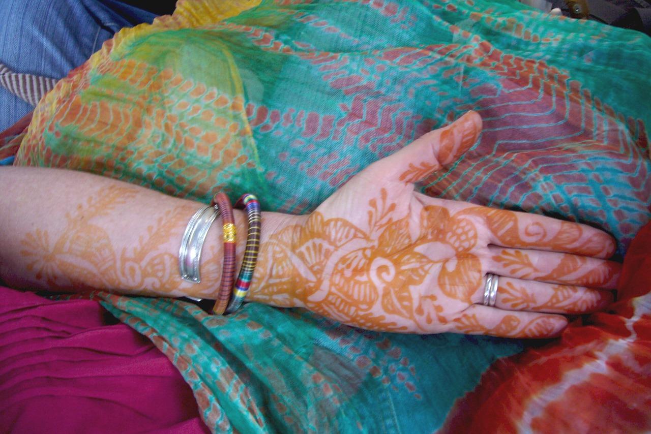 常德中介费用多少钱