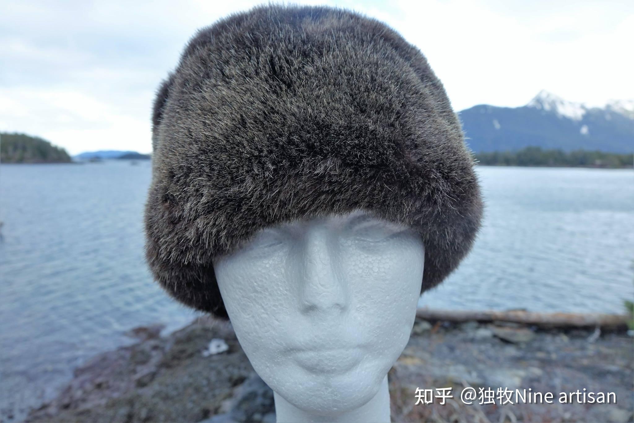 为什么郭德纲相声里有钱人都是海龙帽子的忠实拥趸? - 知乎