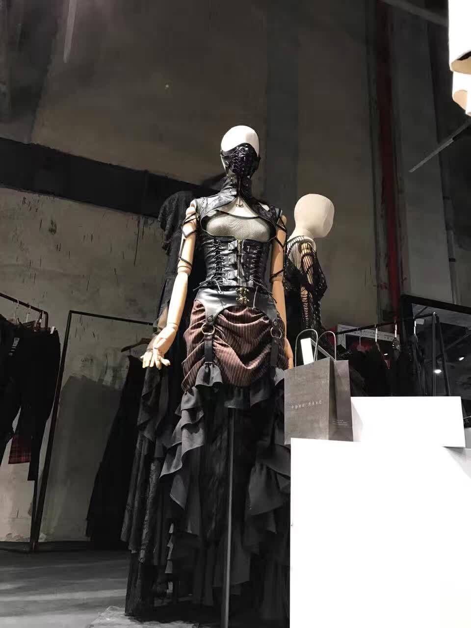 服装设计师助理一般都干嘛 v2-8408ab43b5d41a59e10a1345cc8b6e3c_r.jpg