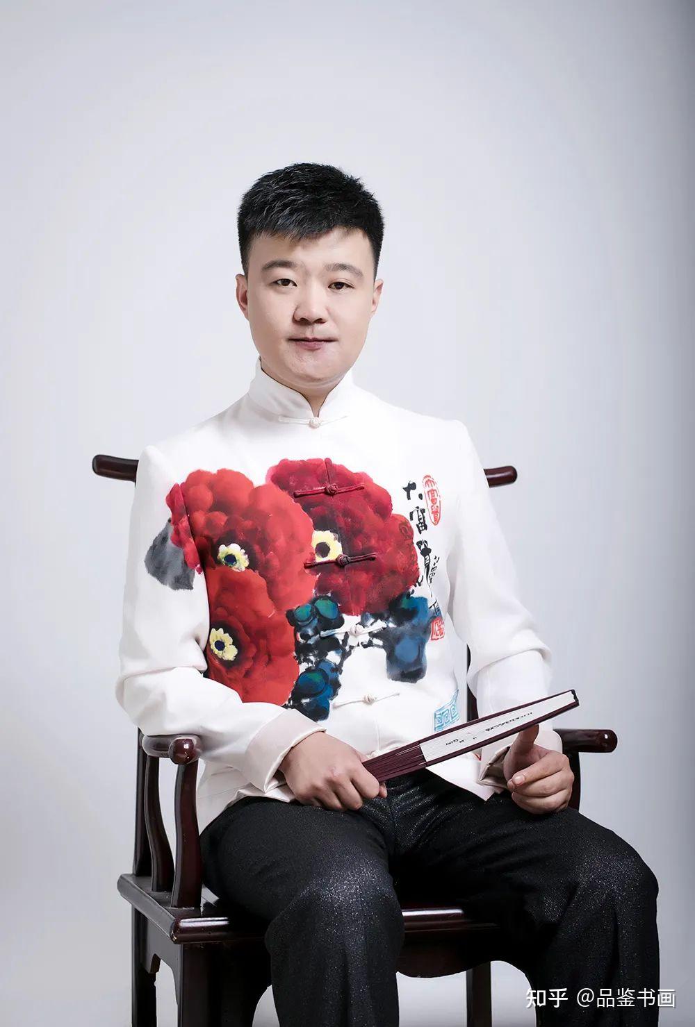 【个人简介】崔超, 1989年生, 河北承德人 ,崔氏牡丹第三代传承人.