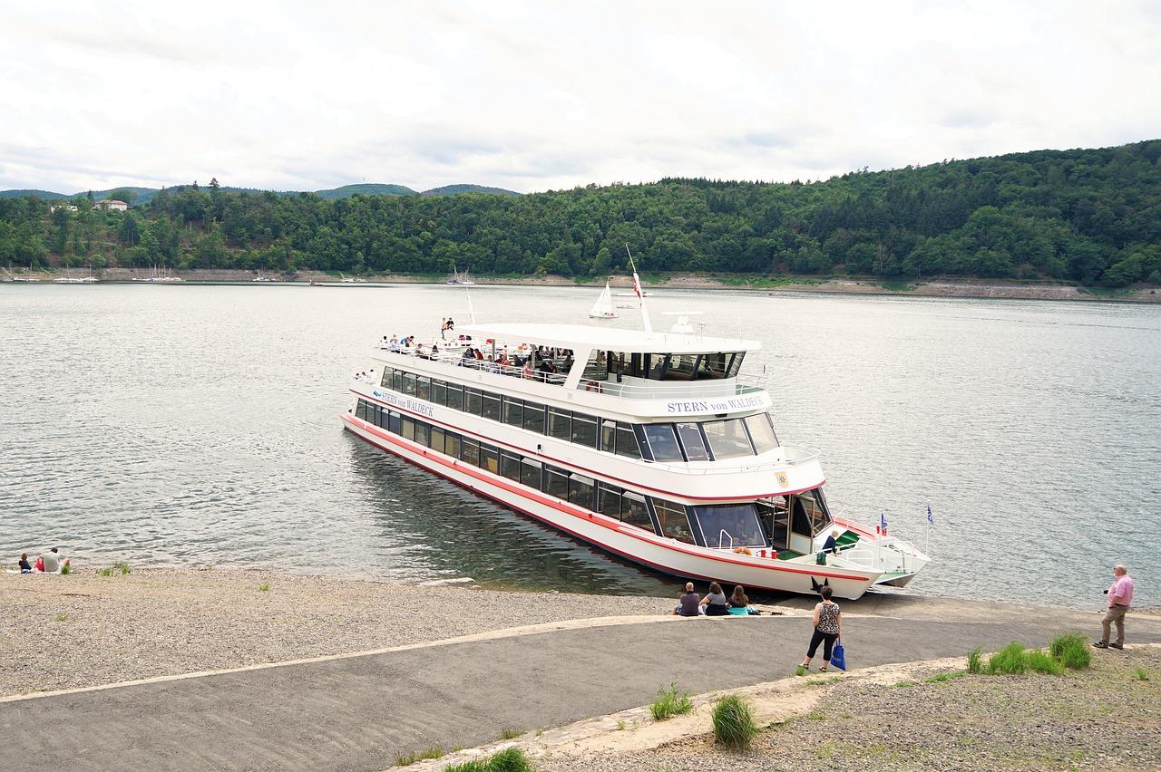 3. 周边配套完善