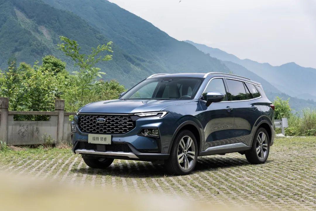 蒲虹路上不怯场爬坡还是领睿强试驾