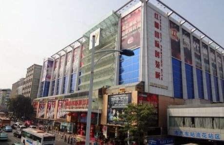 广州石井服装批发商圈向展贸式经营蜕变