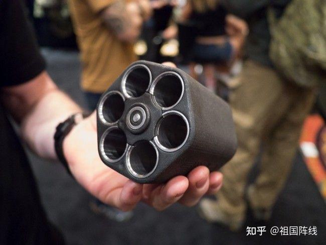 左轮手枪装消声器有没有用