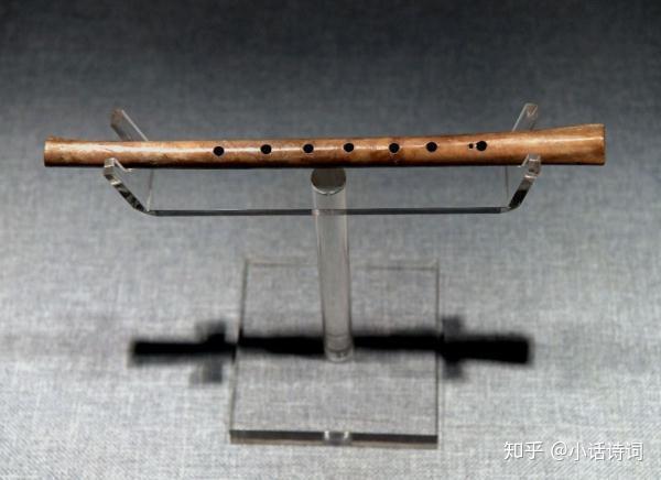 河南博物院馆藏贾湖骨笛,有着8000多年历史的吹奏乐器,是远古音乐的见证,更是先民对音乐的探索 - 知乎