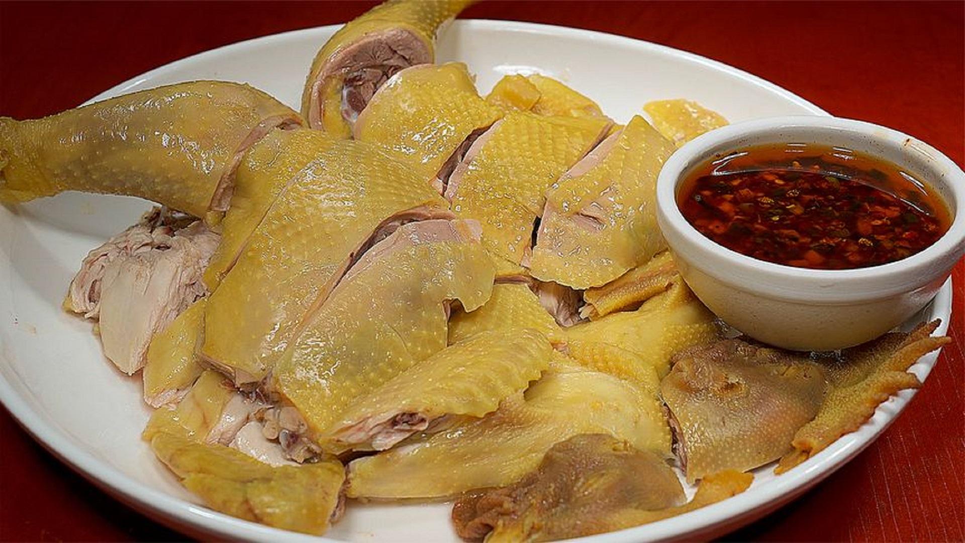 为什么酒店做的白切鸡那么好吃?教你3个详细步骤,口感滑嫩鲜香 - 知乎