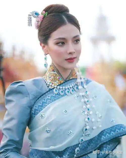 泰妆野玫瑰妆容 从曼谷街头走来的明艳 - 知乎