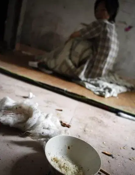 地狱在人间镜头下吸毒者吴桂林人生最后的19天