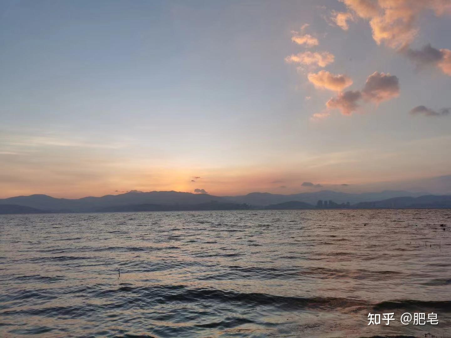 a股跌港股跌跌破三千未停休股民个个愁