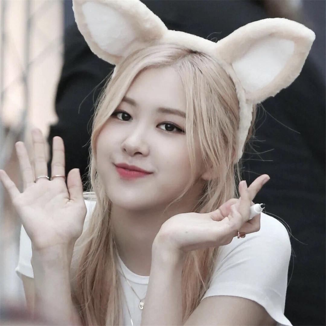 有没有人有朴彩英小姐姐特别好看的且可以当微信头像的那种图