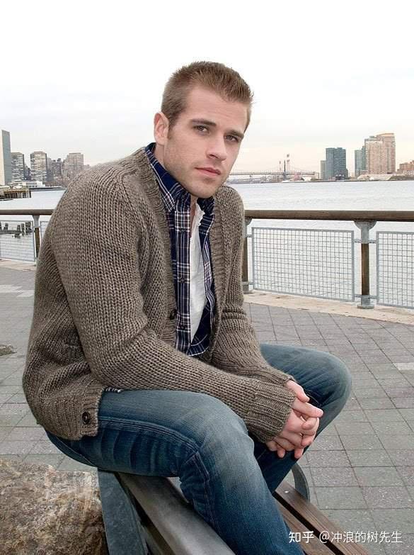 1981年的克里斯·埃文斯(chris evans),之前一直以英俊奶油小生的形象