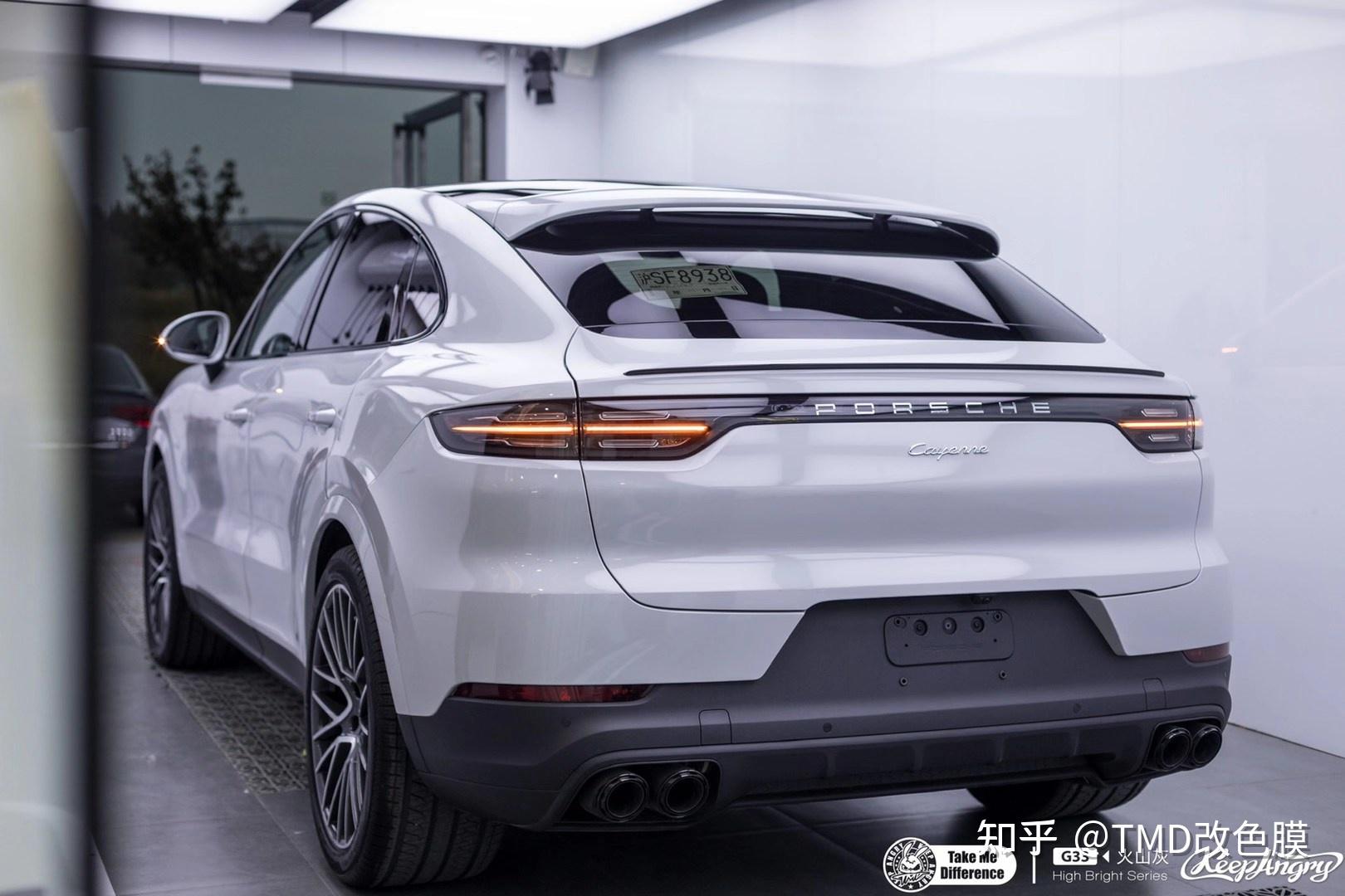 保时捷卡宴tmd潮牌改色膜火山灰