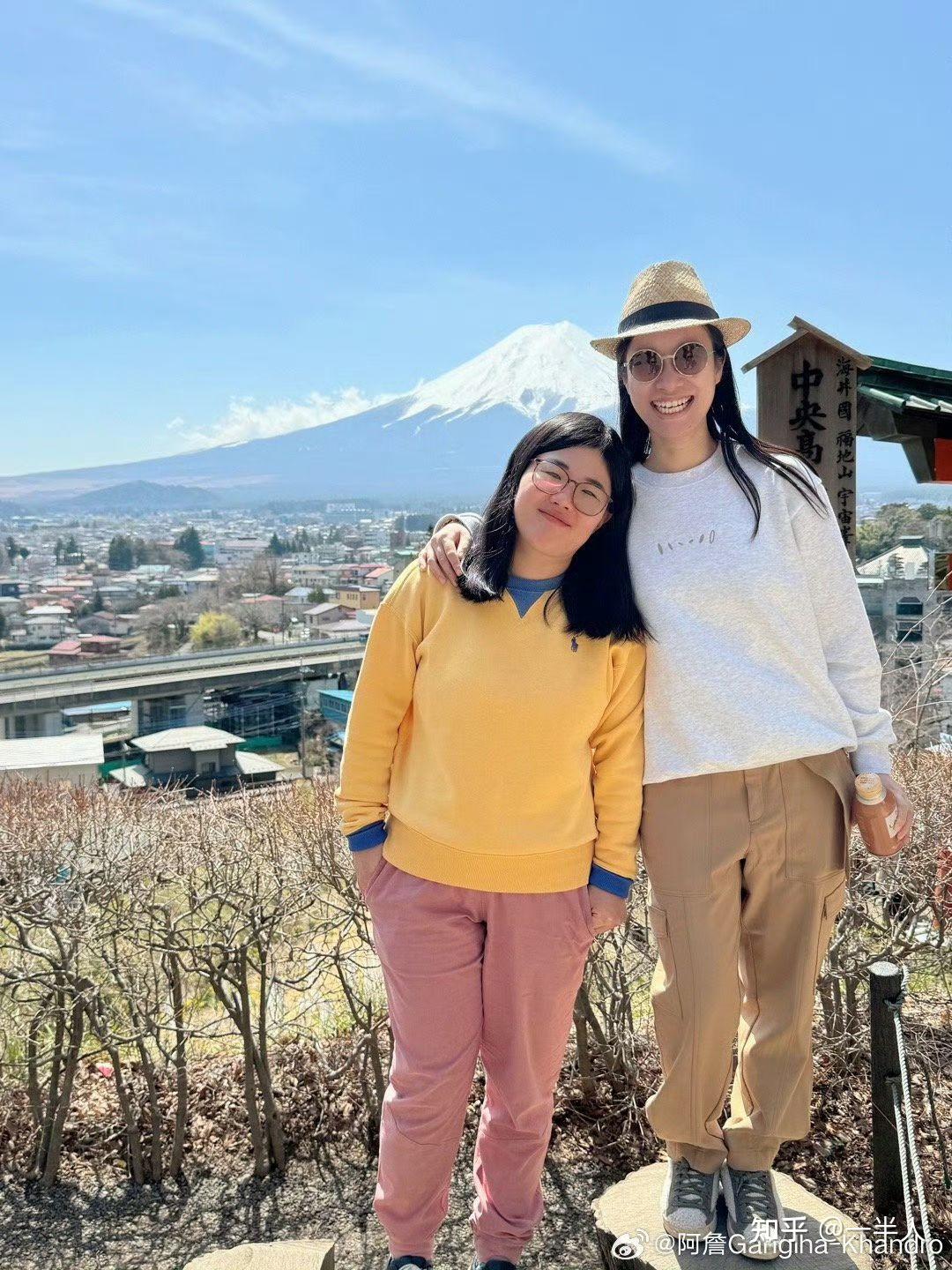 如何看待詹青云和庞颖的友情