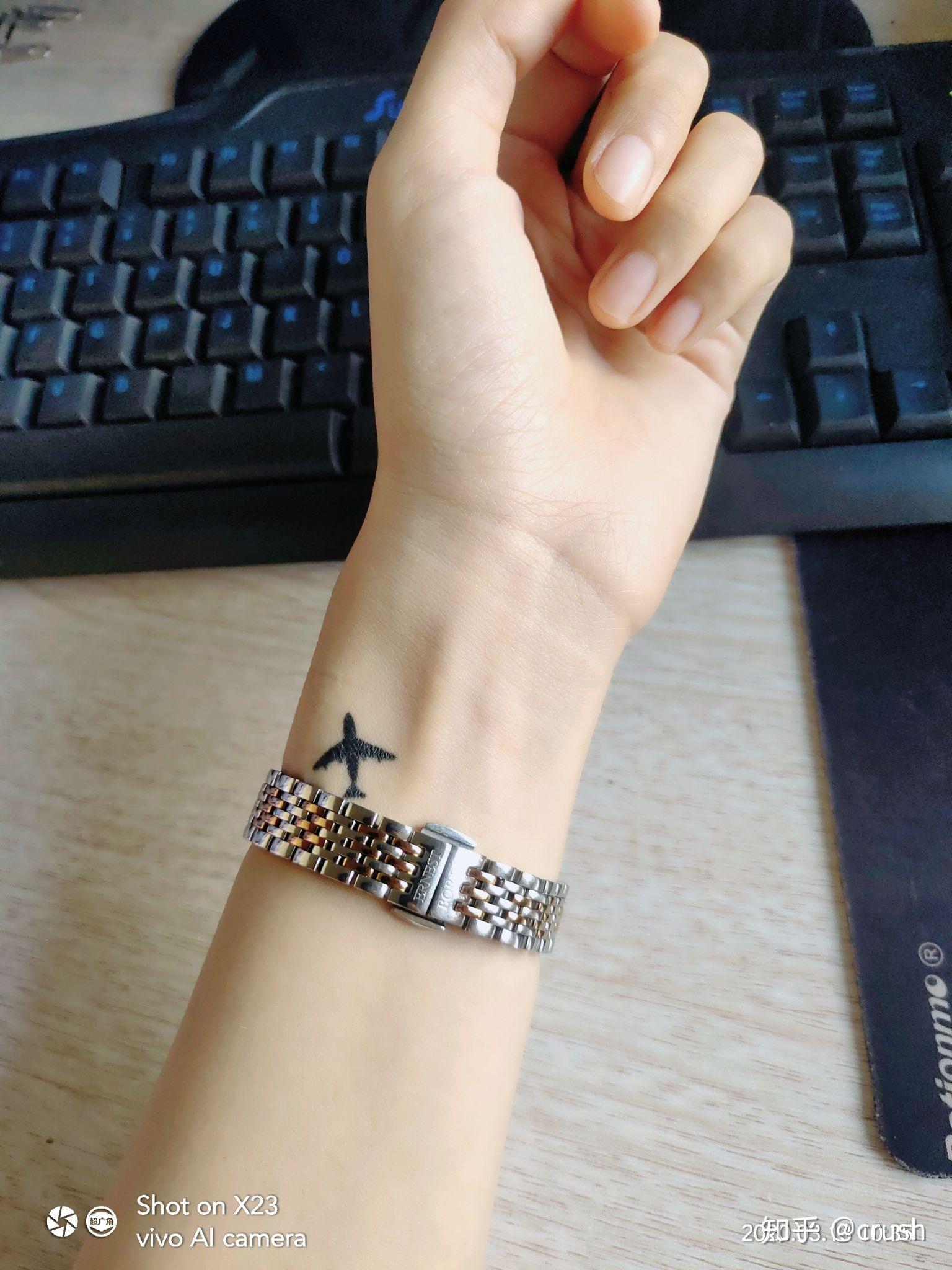 纹身在手腕要紧吗女生?