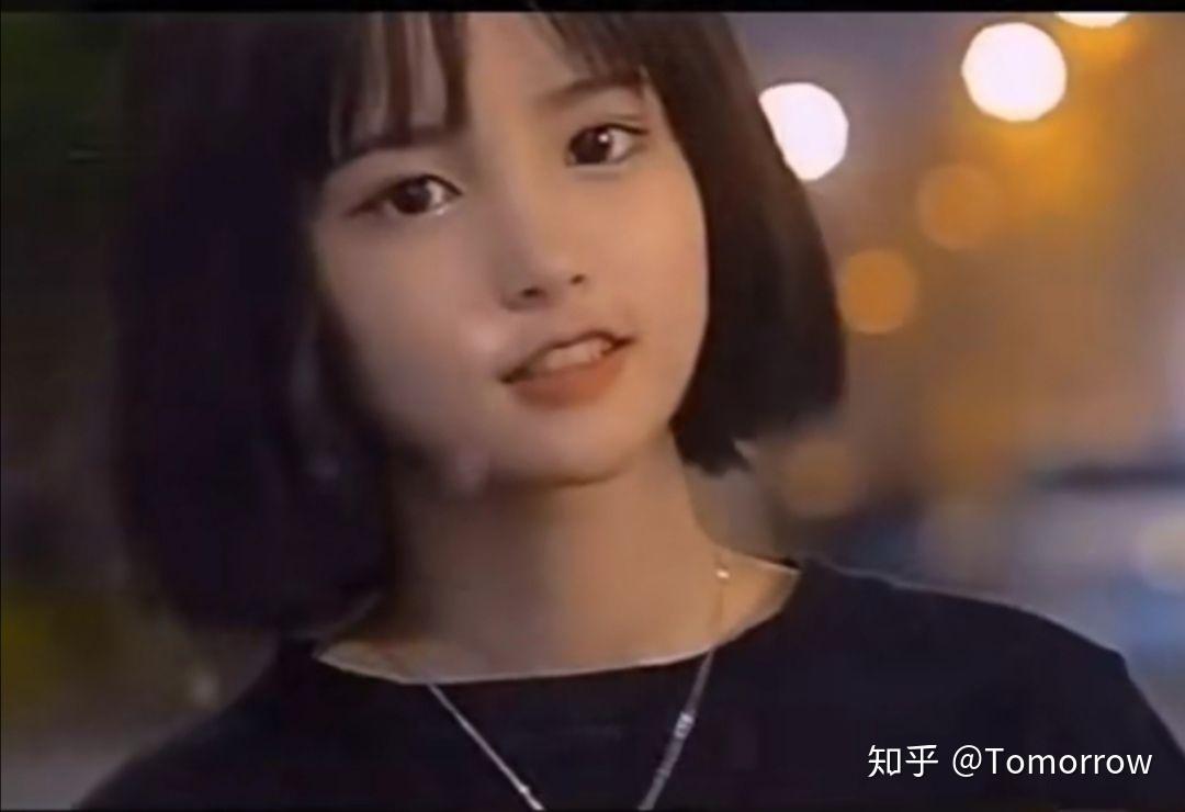 请问你有短发女生全面屏壁纸