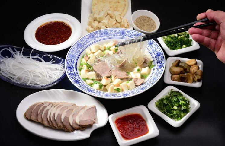 v2-85ae9f85894686fe4b7d5038a7eac23f_1440w.jpg?source=172ae18b