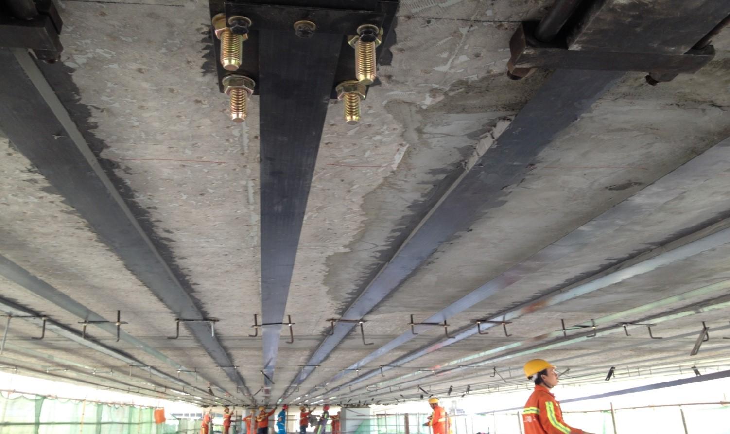 因此对存在安全隐患的桥梁进行加固势在必行