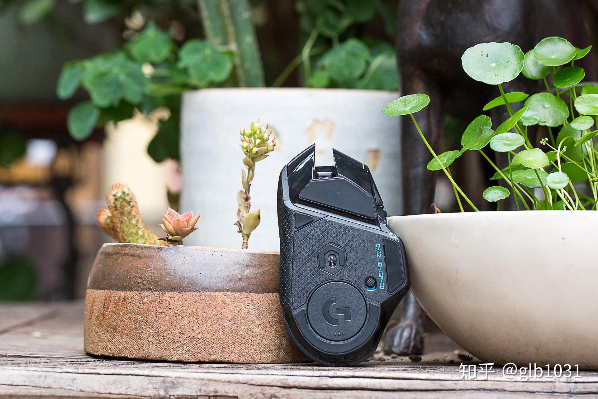 如何评价罗技 G502 无线款?