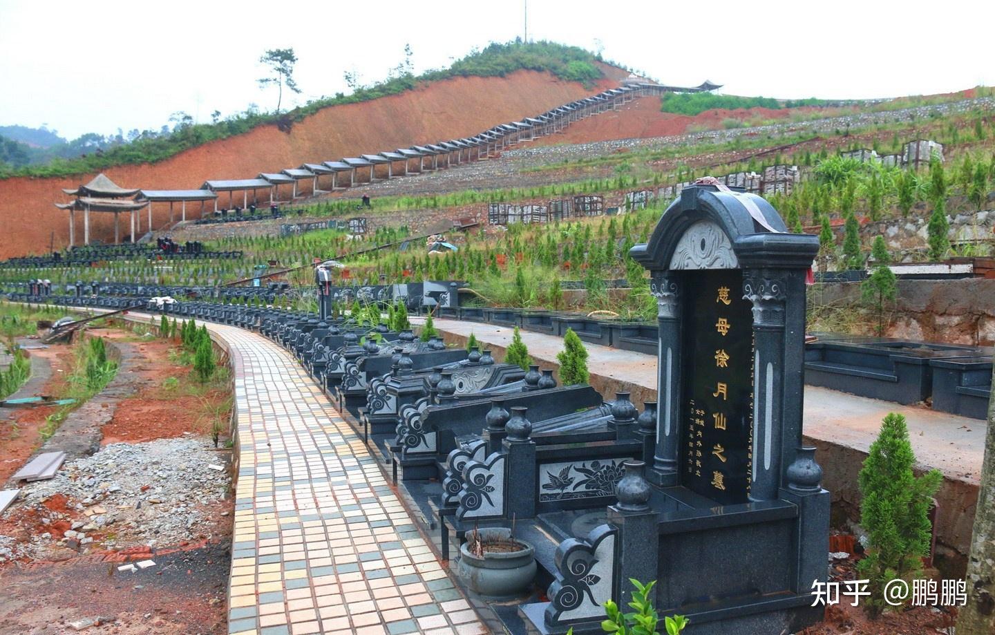 古典园林式陵园郑州青龙岗纪念园