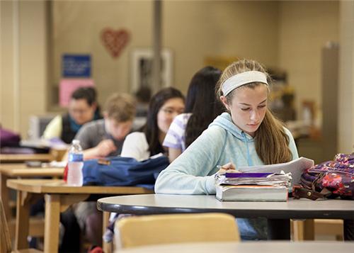 美国高中留学扒一扒哪些行为不该出现在课堂之上优弗留学