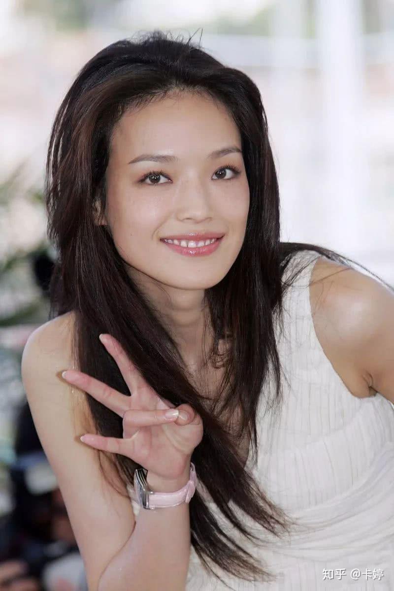 这些美得惊心动魄的女星,居然被网友提名"五官有硬伤"?