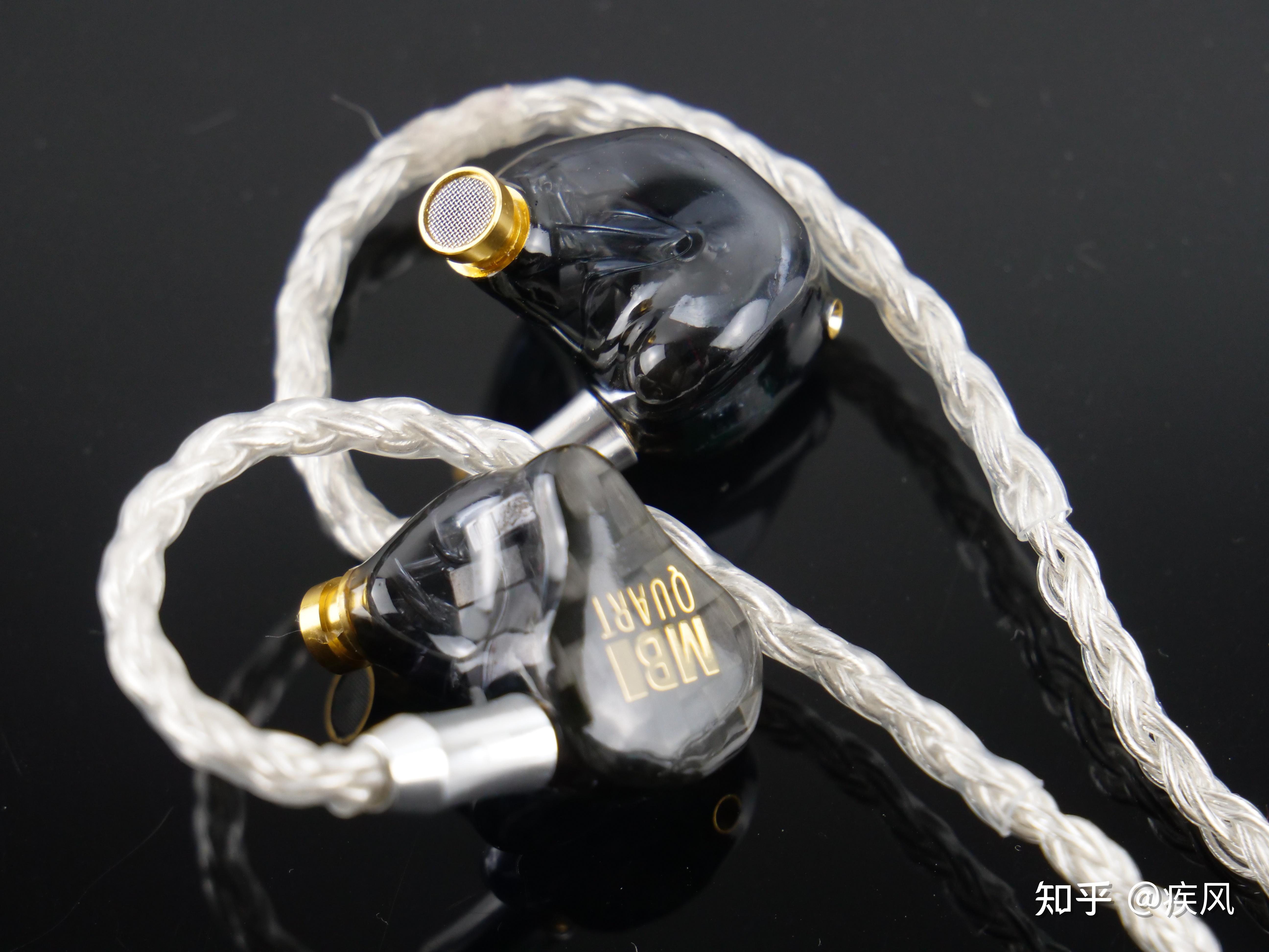 耳塞是同品牌水晶m套,耳机已进行60小时煲机,试听曲目类型古典,人声