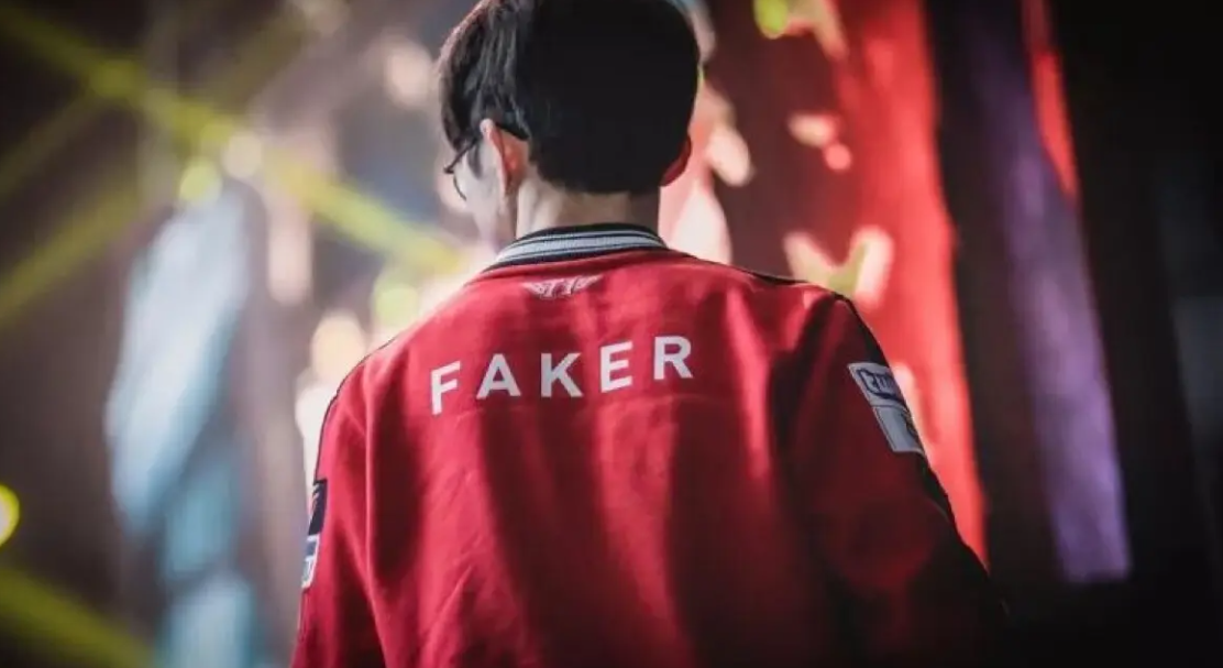 如何看待 faker 成为 riot《英雄联盟》名人堂首位入选者,将被制作