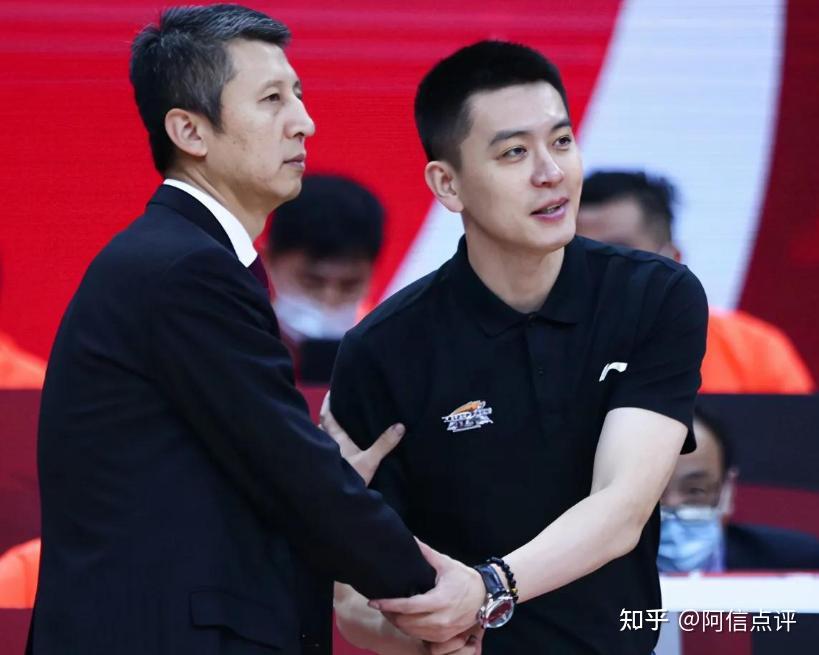 杨鸣重回辽宁队莫兰德弗格2人大笑洛佩斯佩服3大冠军队出炉