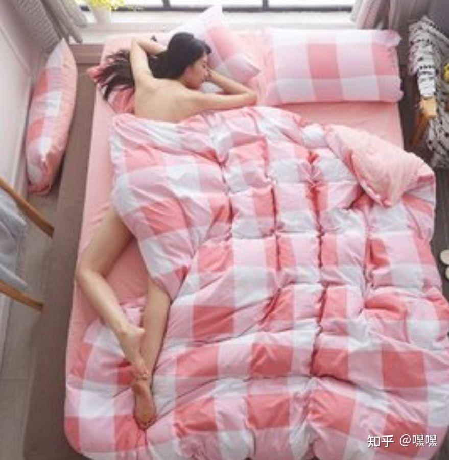 裸睡多久洗一次被子? - 知乎