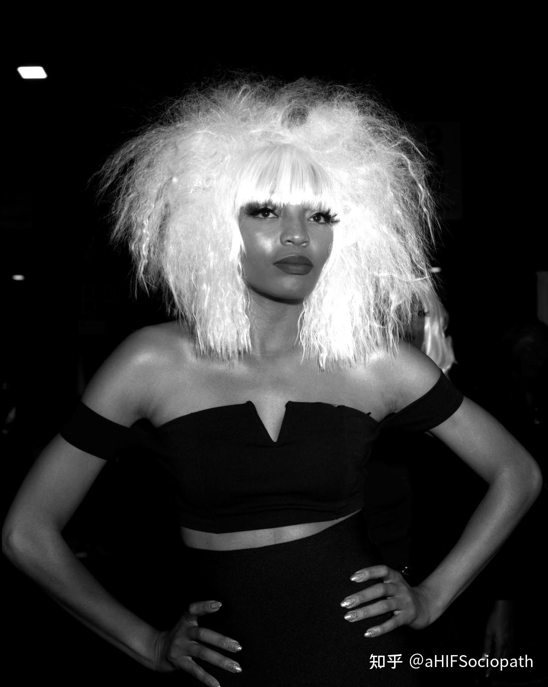 黑人企业传统和文化在布朗纳兄弟的发型秀上的应用