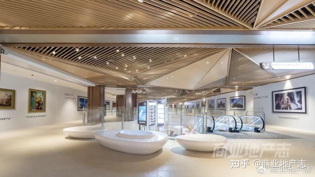 crr直击充满东北热情的长春远大购物中心