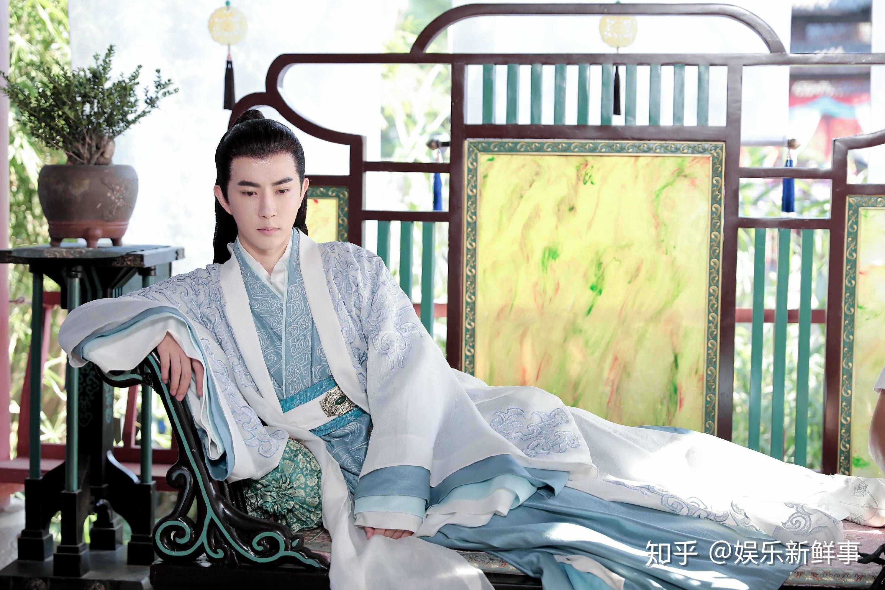 《明月曾照江东寒》热播 于朦胧大飙演技哭戏感人