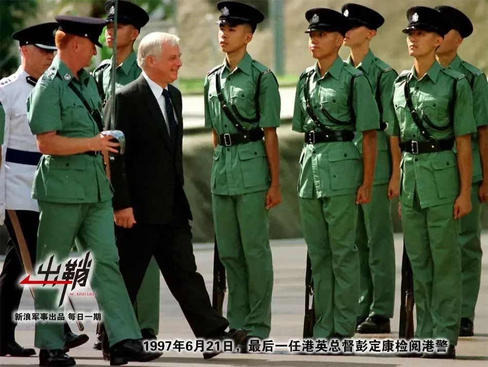 在1997年香港回归之前,香港警察与英国其他殖民地警察并无太大不同.