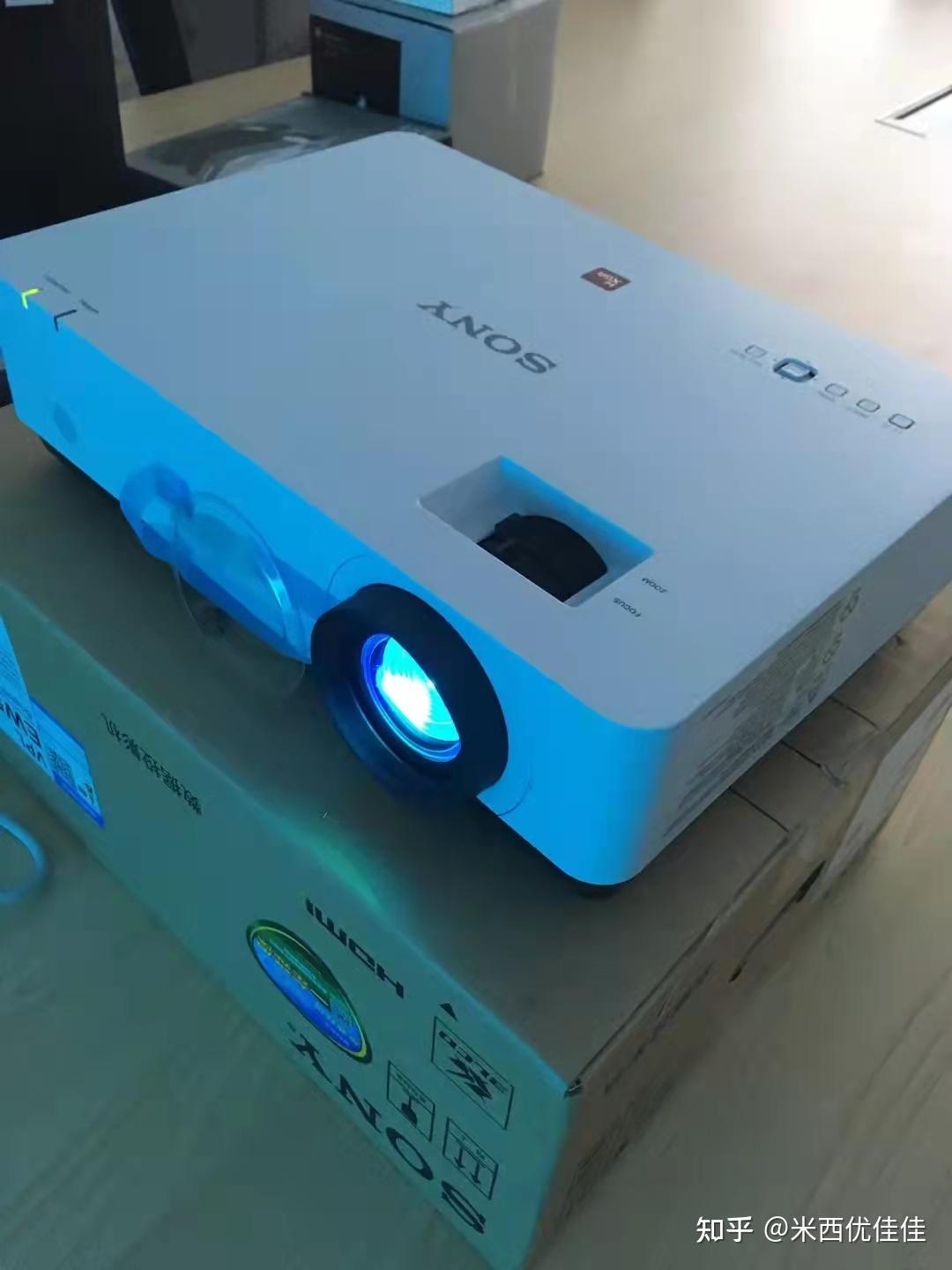 1:索尼vpl-ew575投影仪