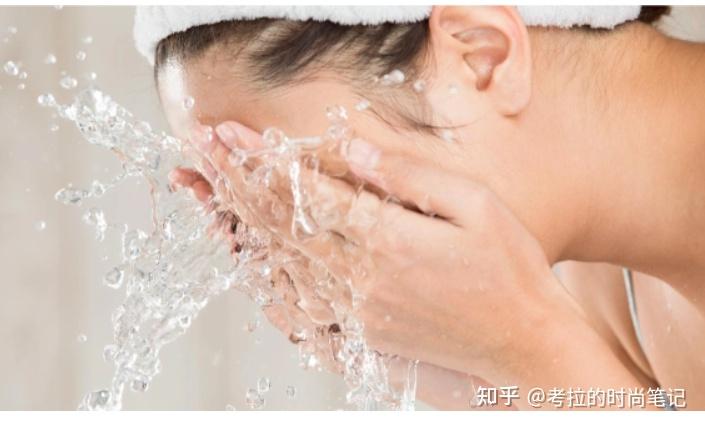 这4个错误的护肤方式既浪费钱又伤害皮肤千万别再做了