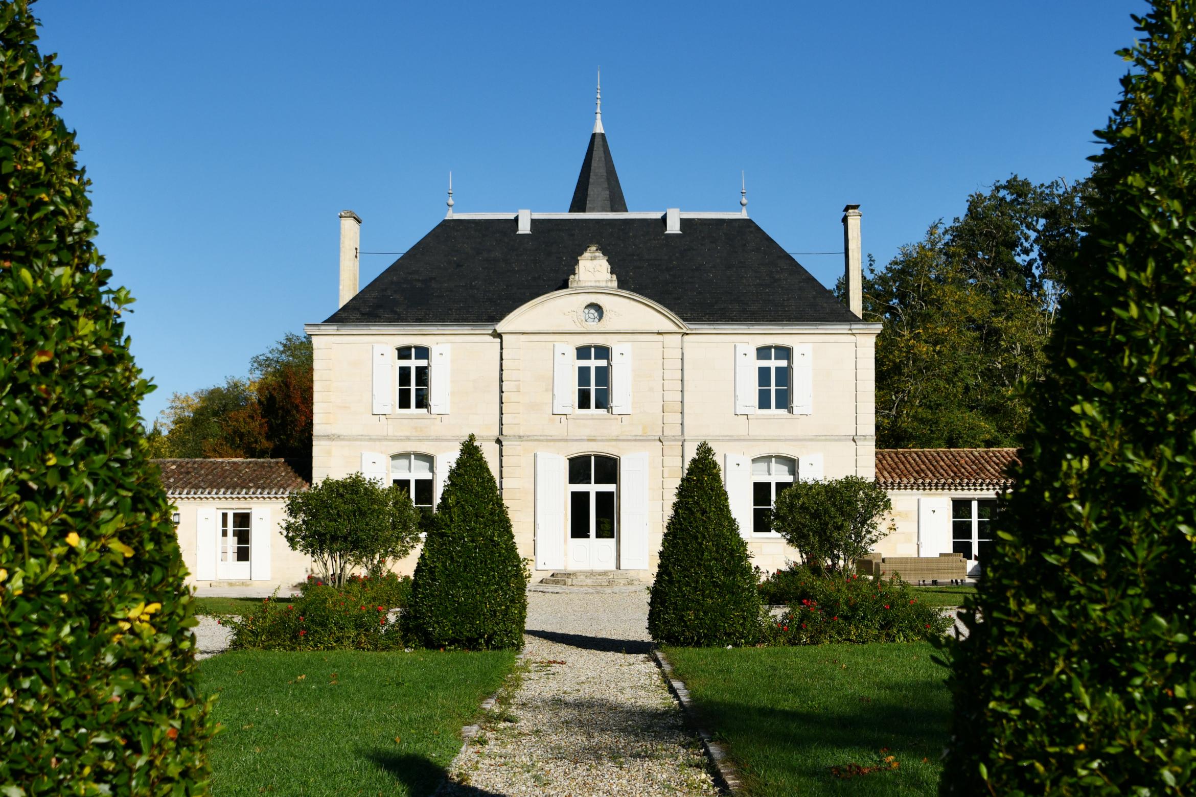 买下一座法国波尔多葡萄园酒庄需要多少钱