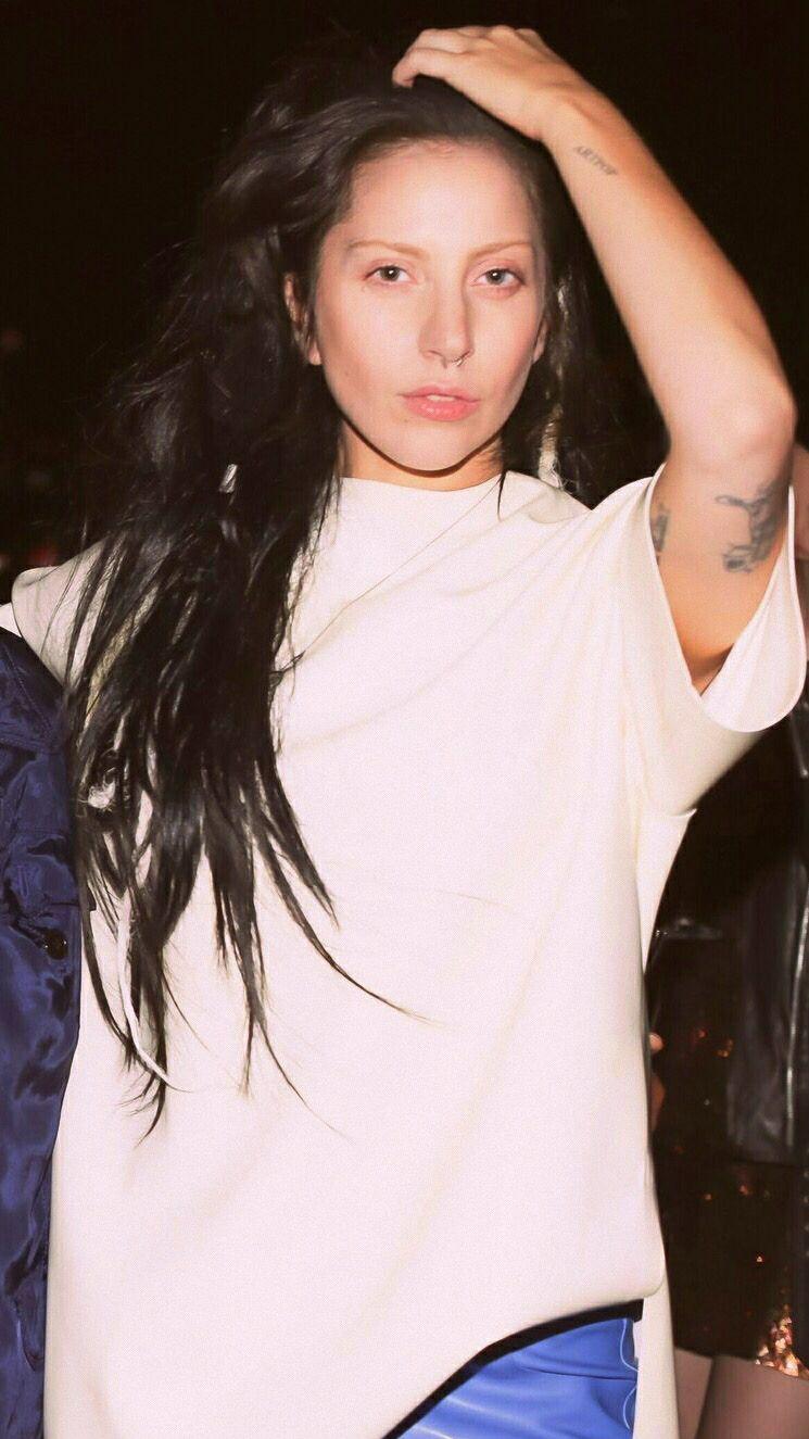 有没有珍藏的ladygaga照片