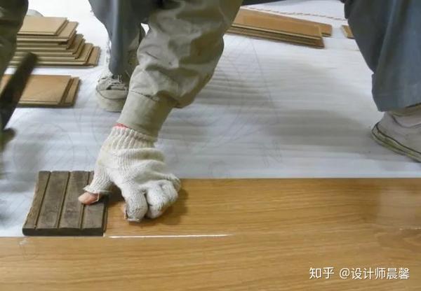 地板金屬扣條施工工藝_大自然地板扣條價格_木地板的過門條