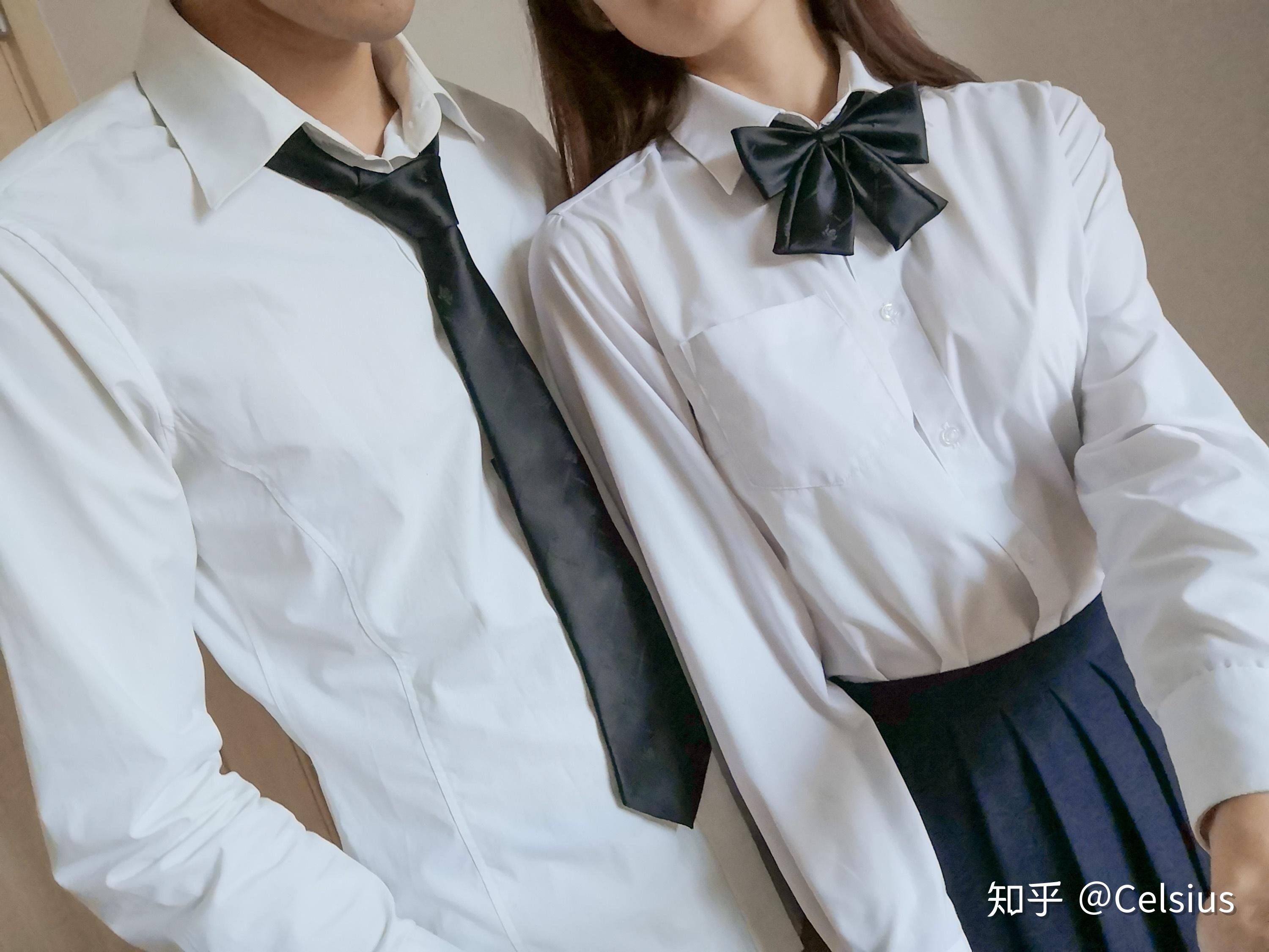 女生出门穿jk男生应该搭什么