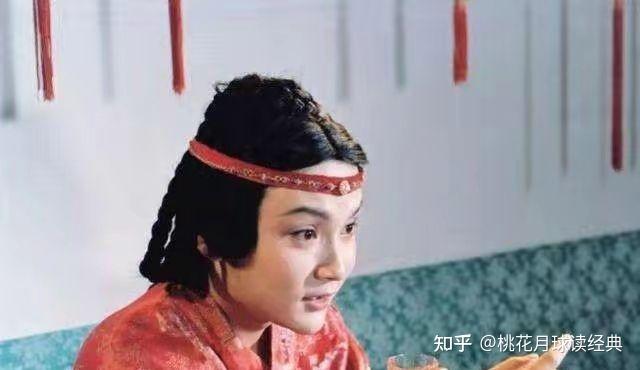 如何理解曹雪芹在红楼梦第三回对贾宝玉发型的描写真的是一头非洲小辫