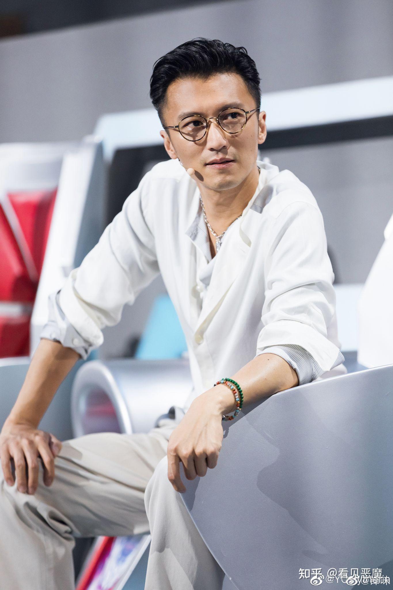 谢霆锋戴的眼镜是什么牌子