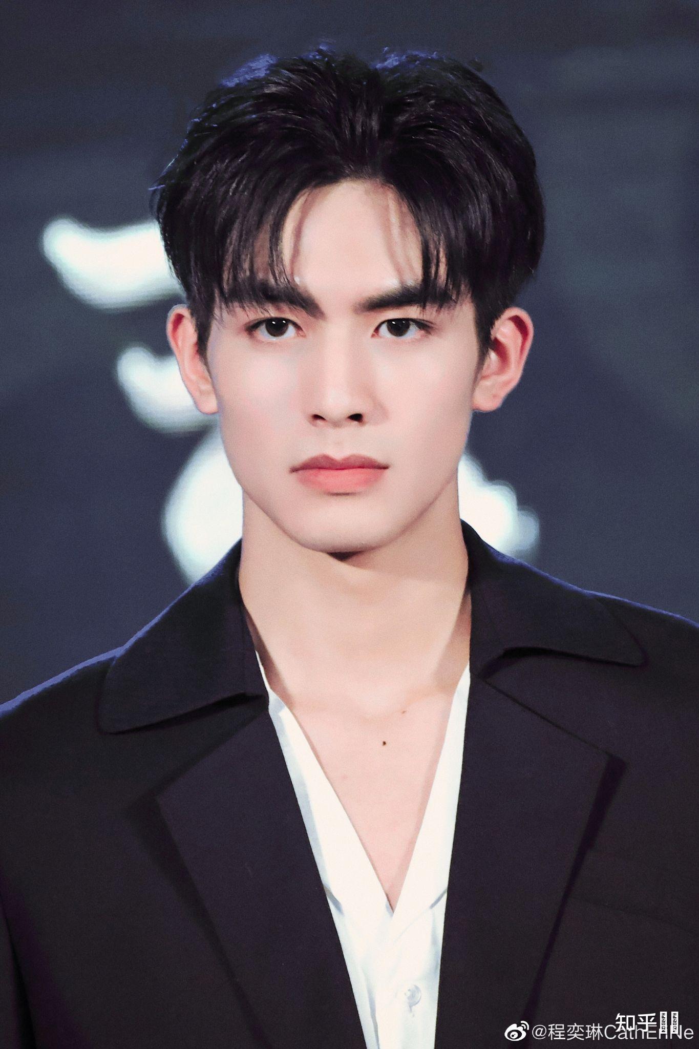 宋威龙帅不帅? - 知乎