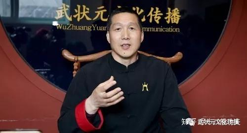 陈超1972年出生在山东成武县,1986年就读于菏泽体校,1990年考入北京
