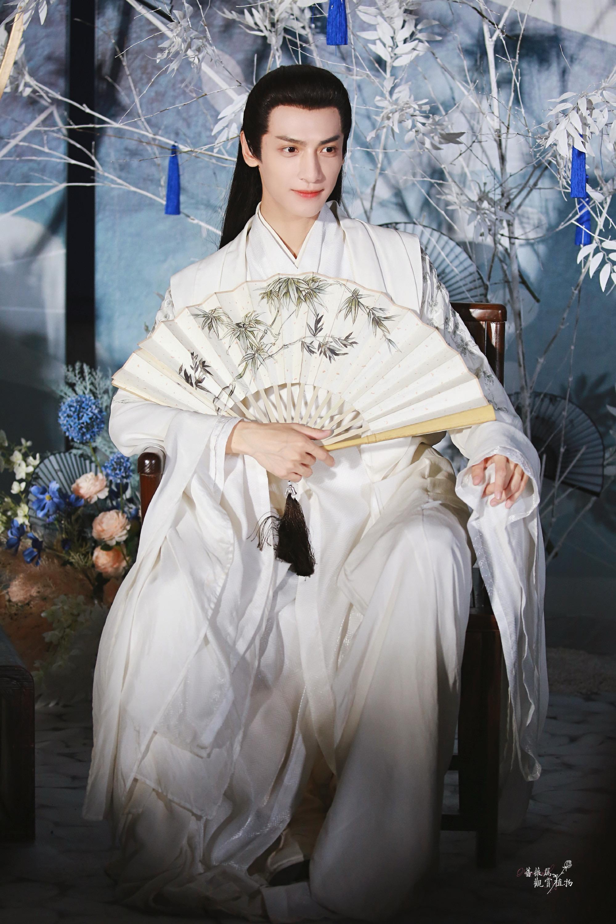 为什么感觉容齐造型没有润玉惊艳