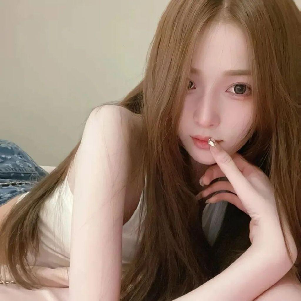 有没有很酷很拽的头像呀?(很酷很拽的图片女生)